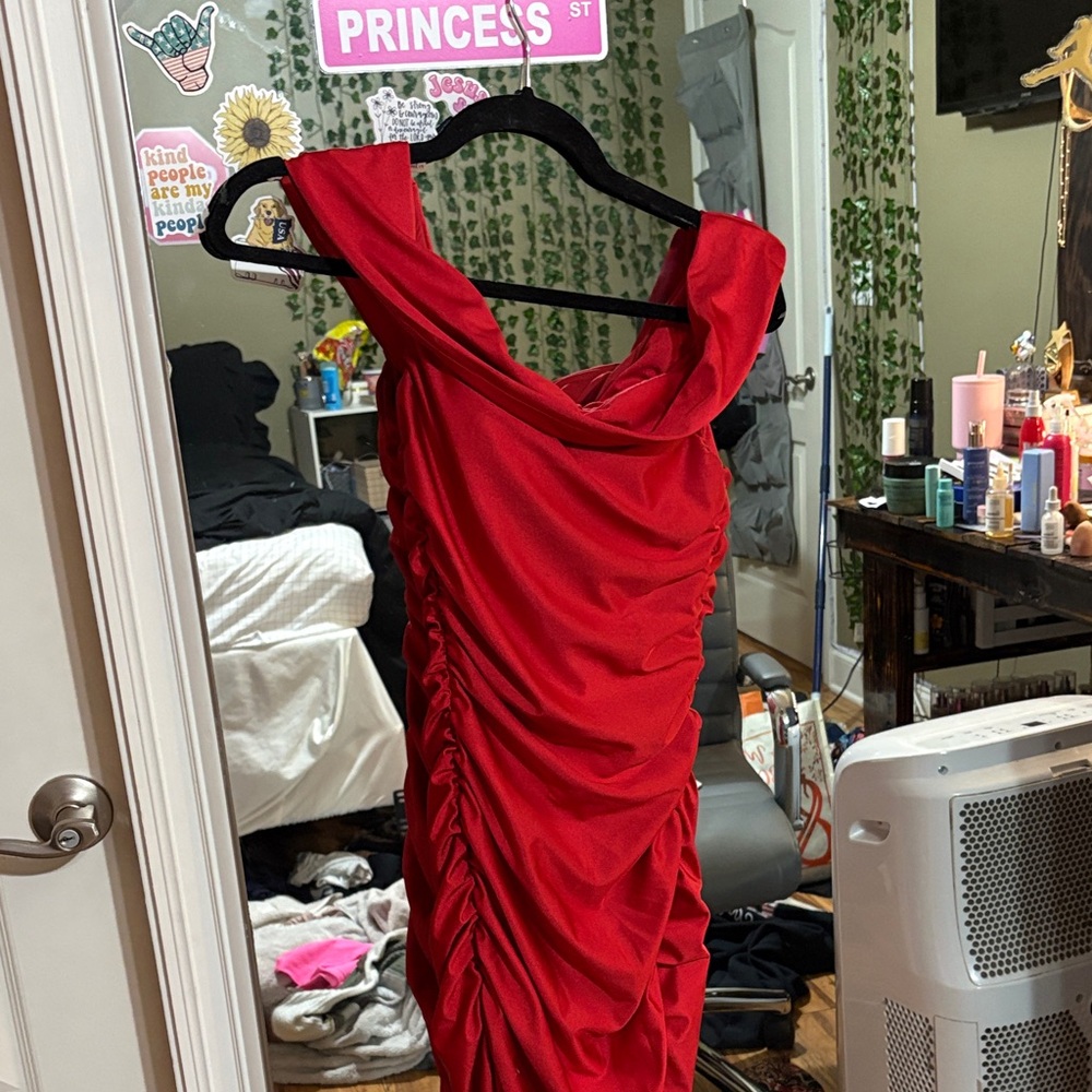 Windsor Vibrant Red Mini Dress